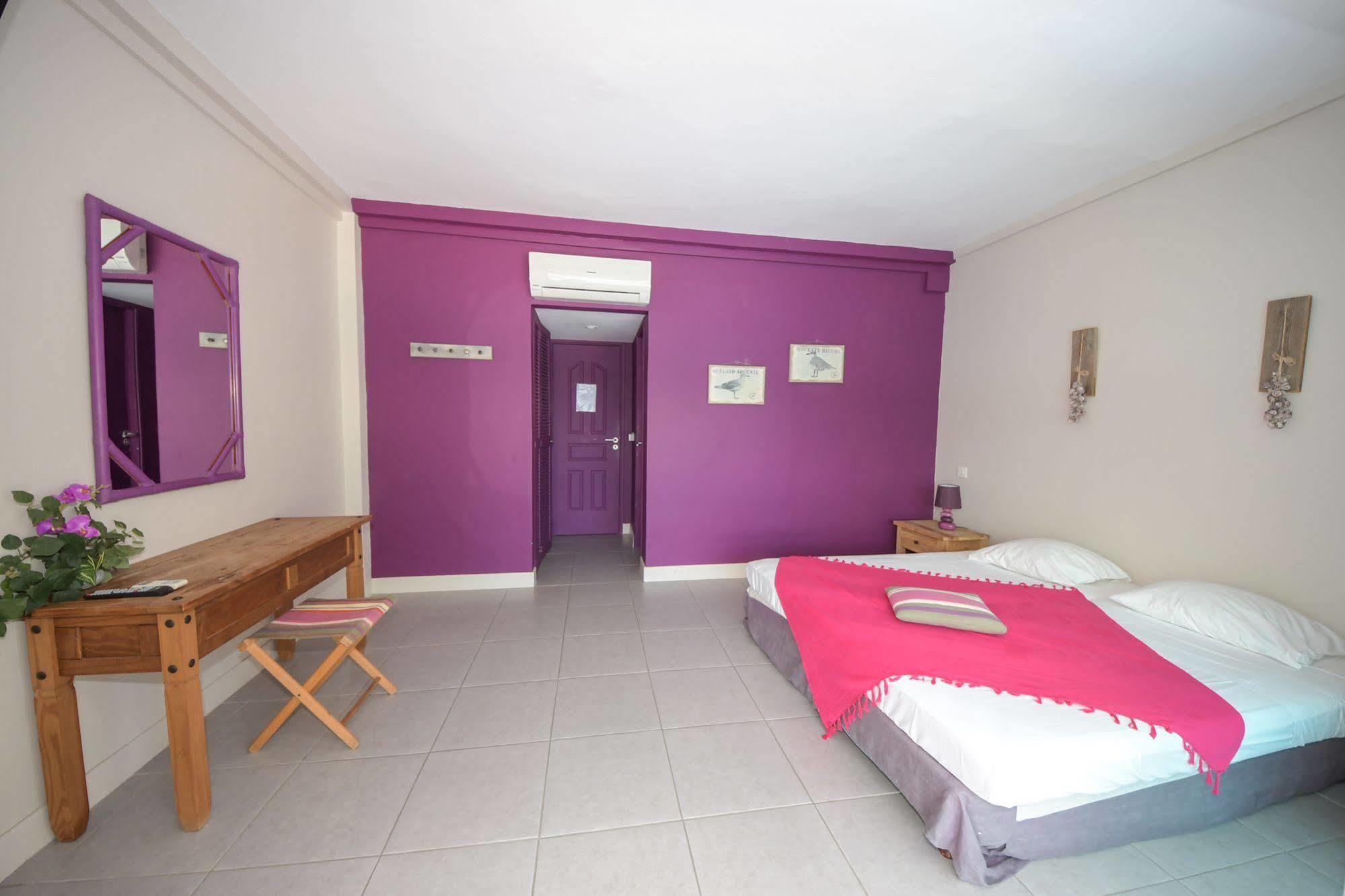 Hotel-Restaurant La Dunette Sainte-Anne Esterno foto
