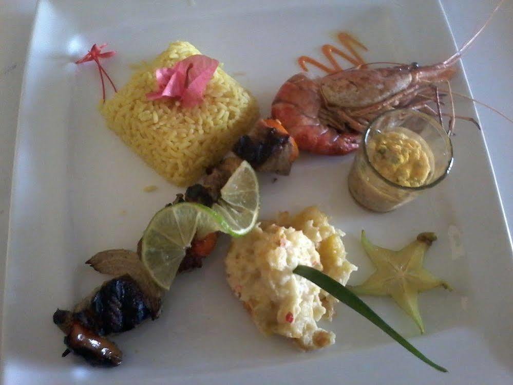 Hotel-Restaurant La Dunette Sainte-Anne Esterno foto
